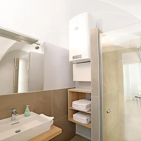 Stylische Cityapartments Benedikt Klagenfurt am Woerthersee Exteriér fotografie
